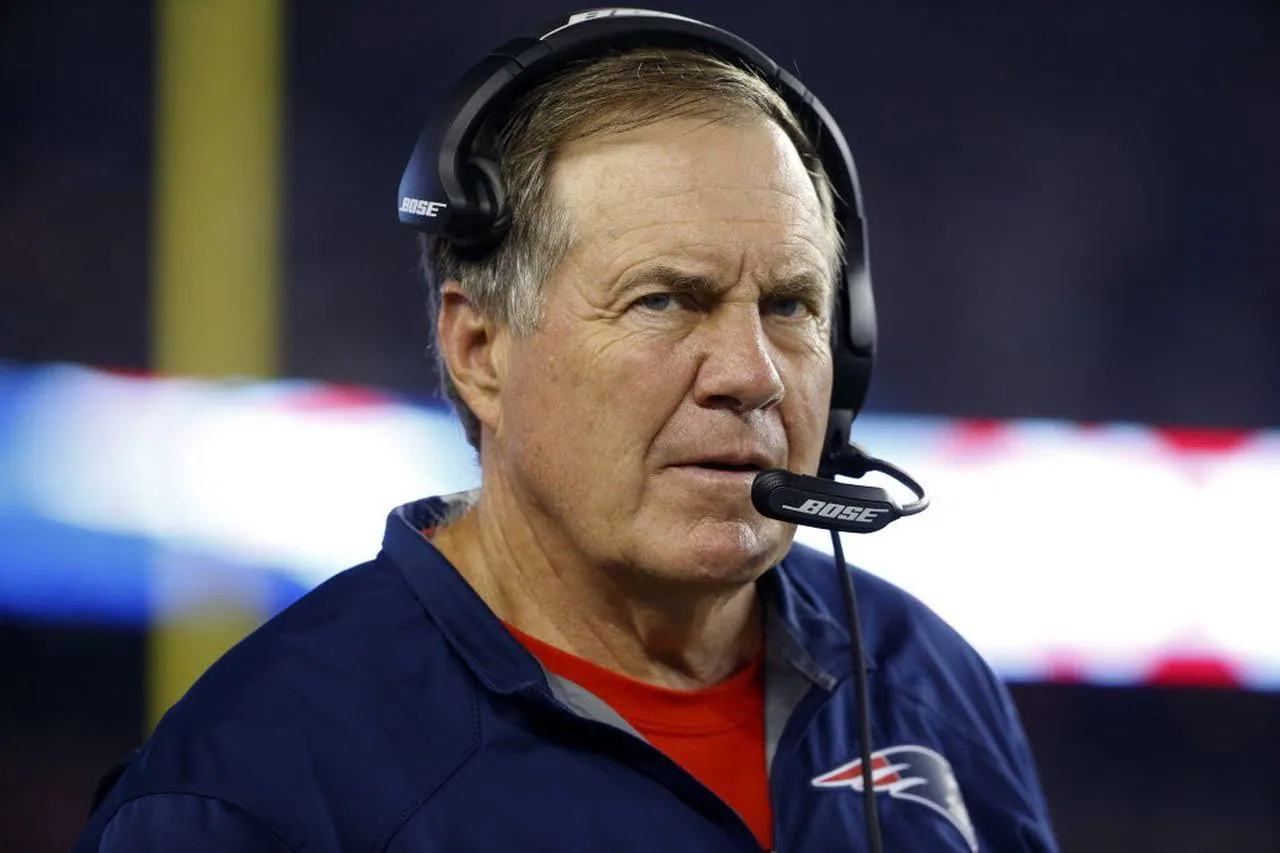 Bill Belichick, Cowboys' Jerry Jones Have 'Really Good' Relationship